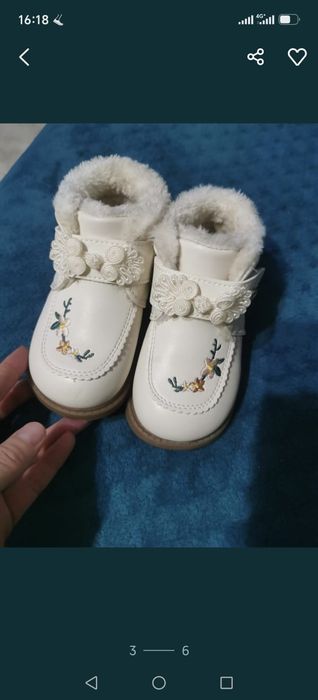 Продам зинмие ботинки