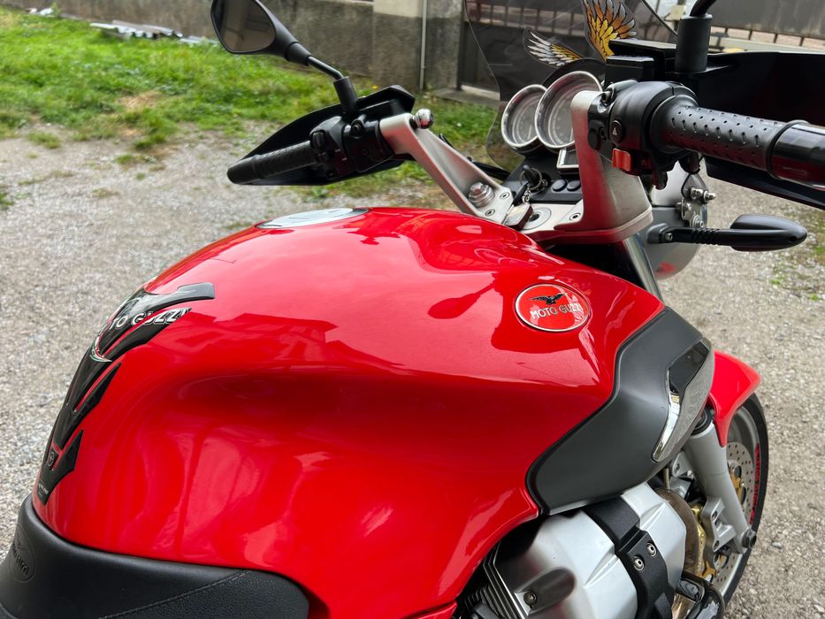 Moto Guzzi Breva 1200