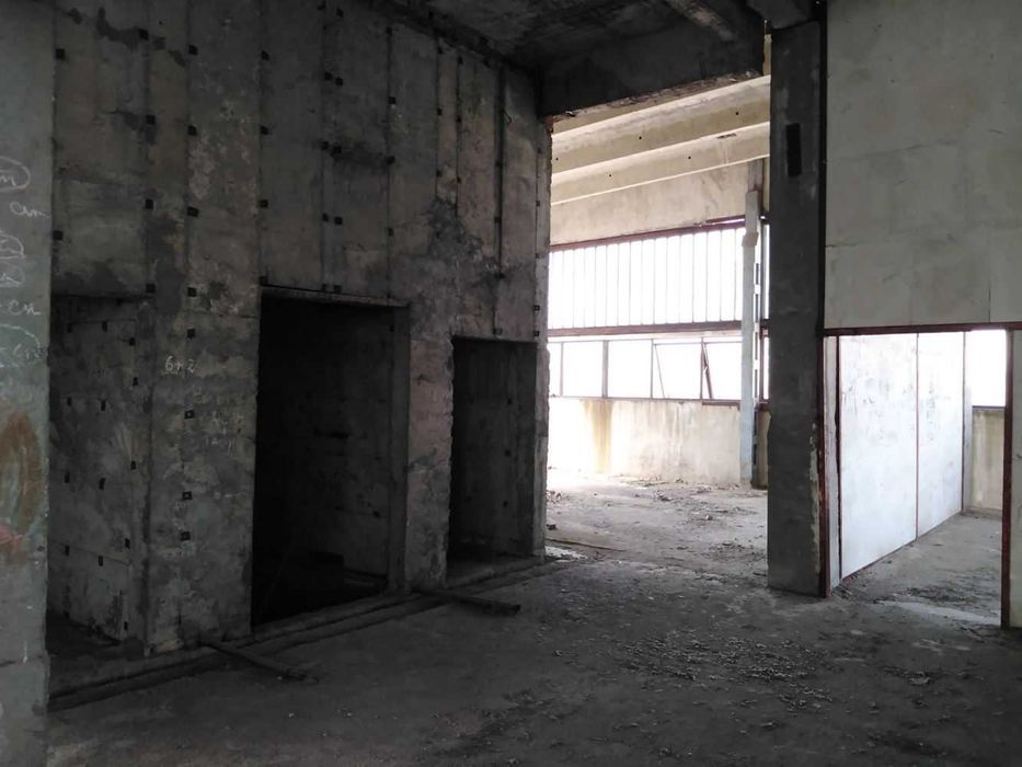 Продава се Промишлена сграда в Пловдив, Индустриална зона - Юг - 4337 кв.м за 577 €/кв.м - Снимка #19