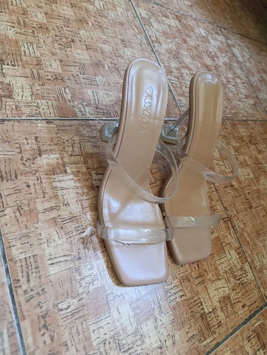 Прозрачные босаножки