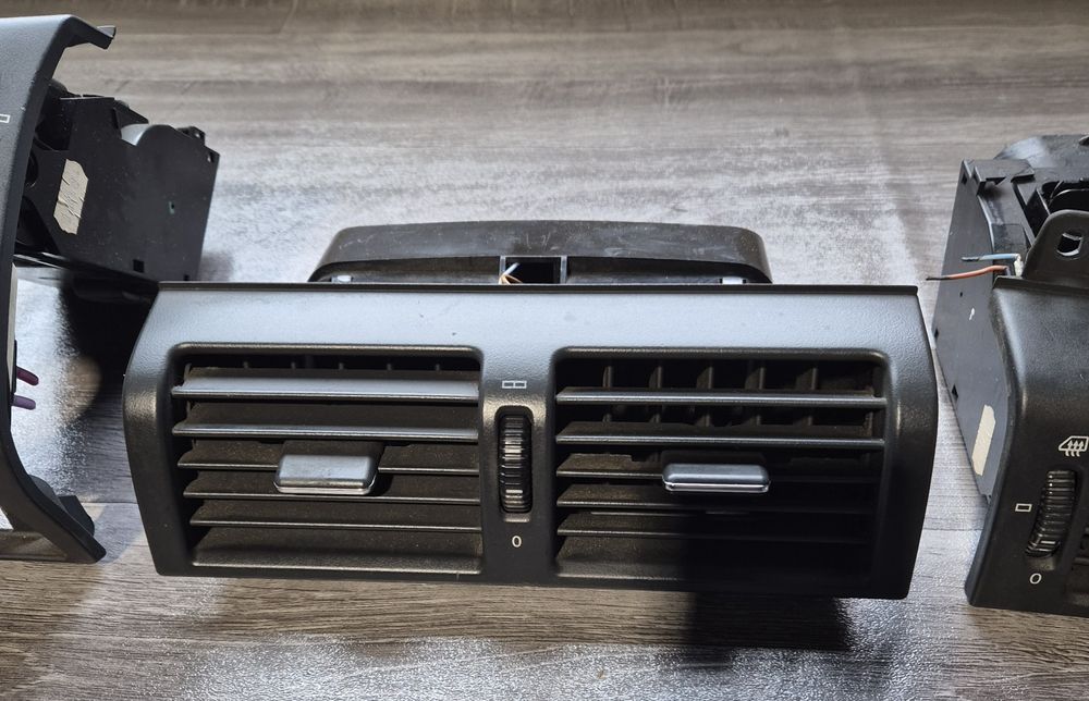 Въздуховоди ,духалки мерцедес w210