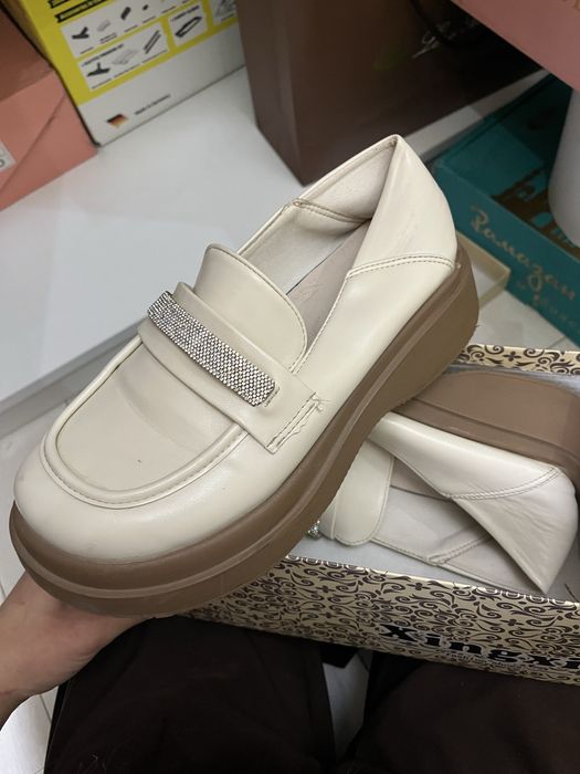 Обувь женская бежевая