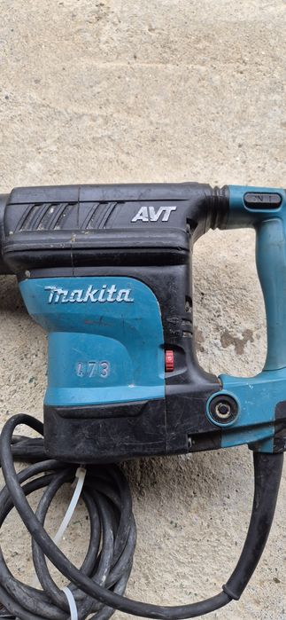 Picamer/ciocan demolator Makita HM1111C