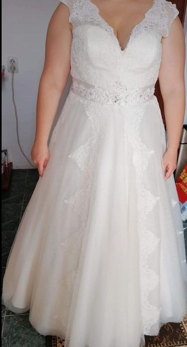 Rochie mireasa atelier