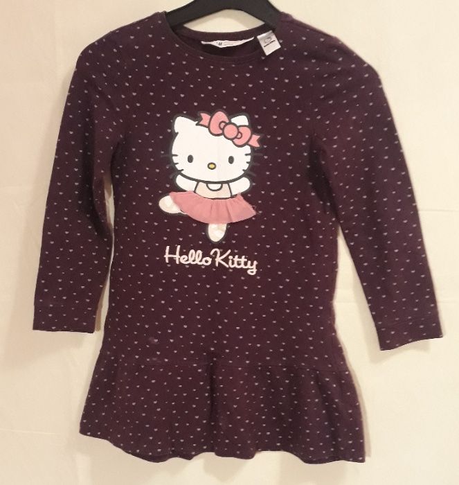 Rochita fetite, H&M Hello Kitty model deosebit