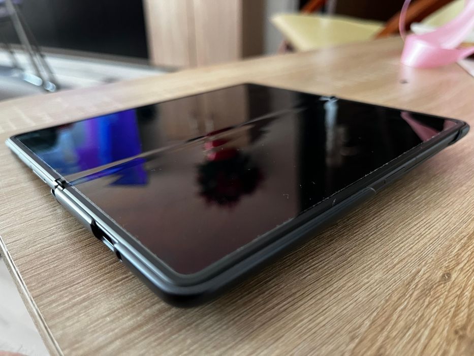 Honor Magic V3 - Vand sau Schimb