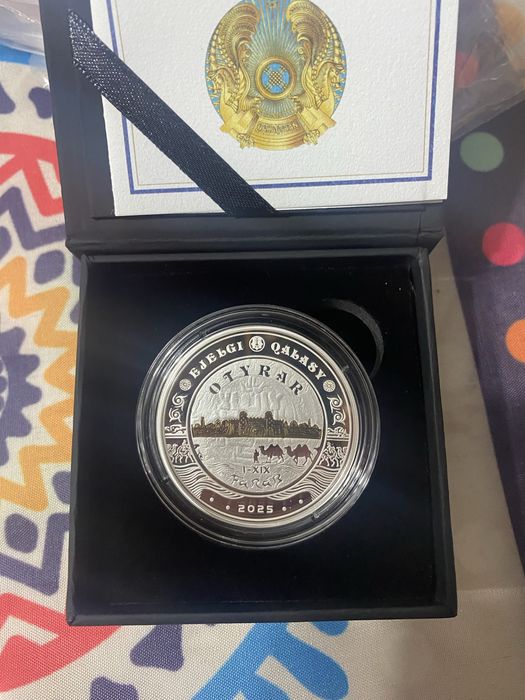 Монеты Казахстана (серебро) грифон, отрар, 30 лет Конституции, 80 лет