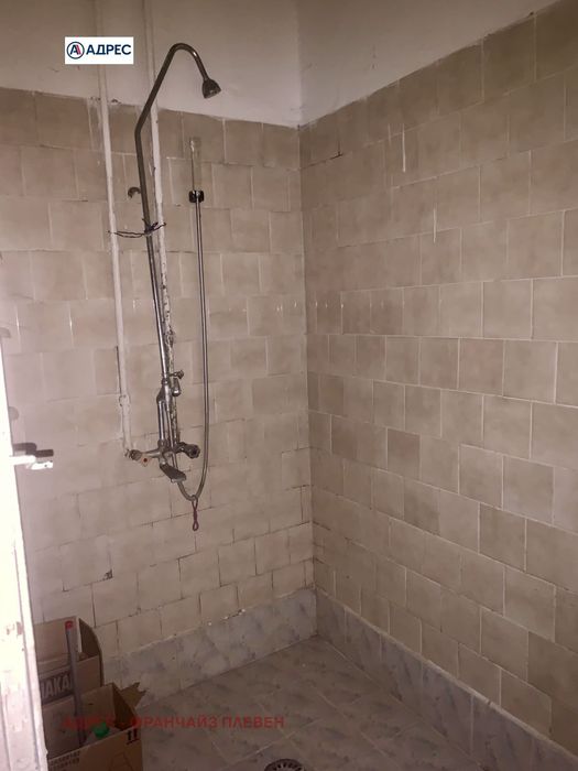 Продава се Склад в с. Горна Митрополия, Област Плевен - 250 кв.м за 164 €/кв.м - Снимка #11