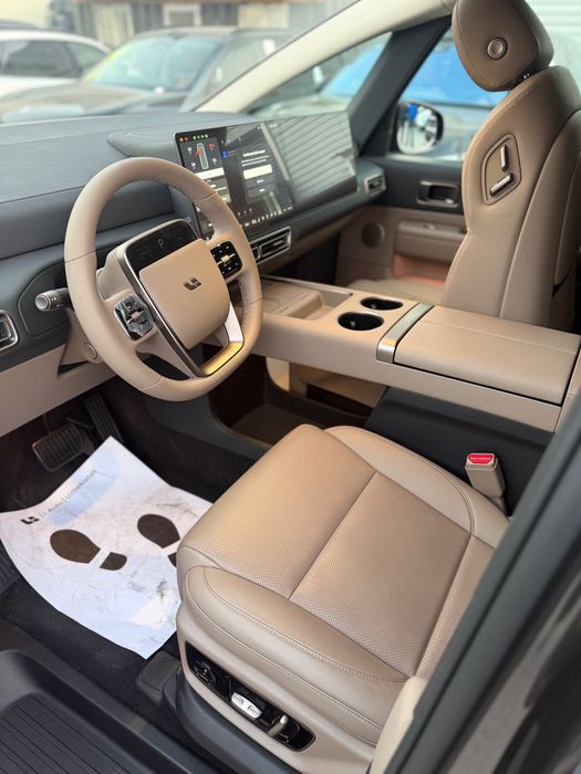 Lixiang MEGA 710km CLTC