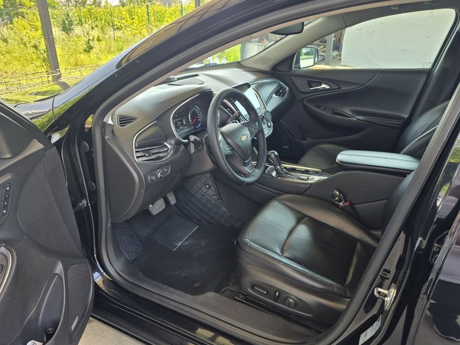 Malibu sotladi narxi 16000$ yil 2018