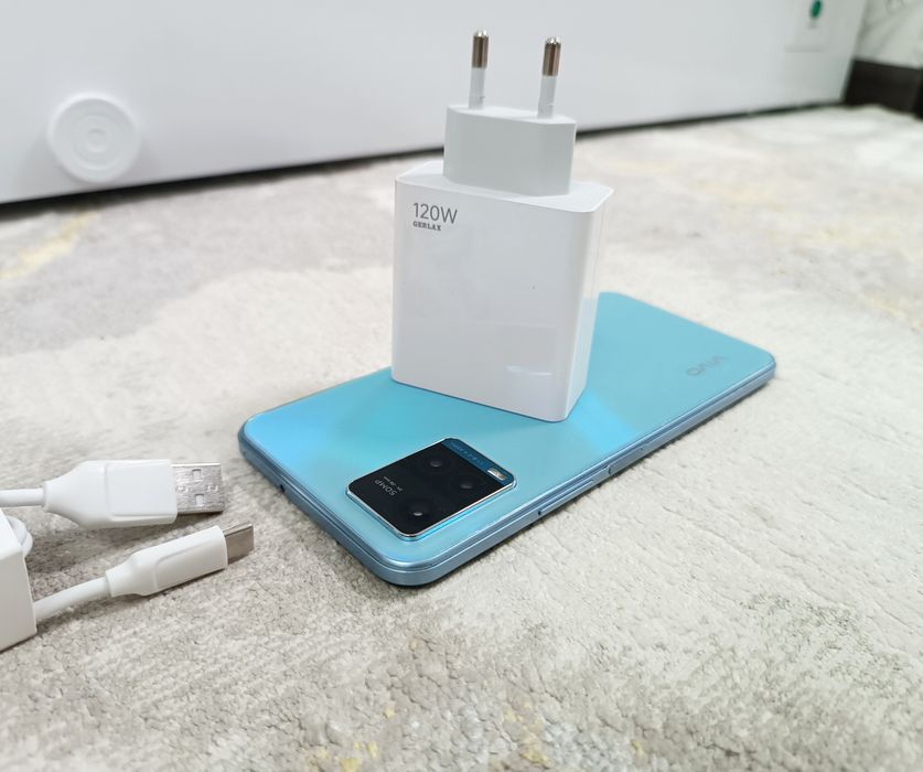 Vivo Y33s на 128Гб + 120W Зарядка.