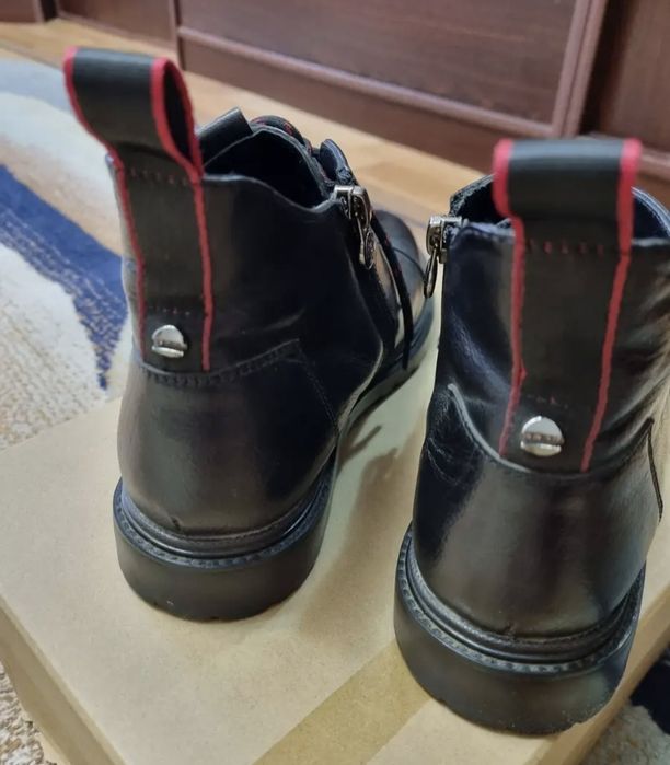 Ботинки осенние бренда Anemone