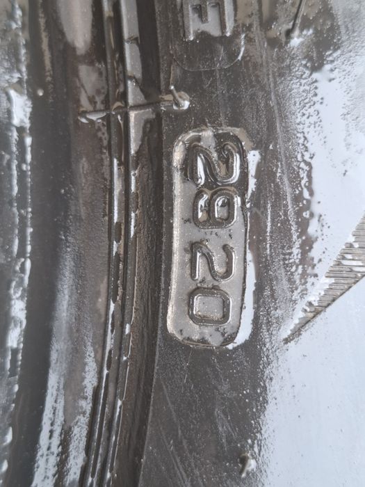 Set anvelope iarna  205 55 17 bridgestone  dot  29 2020