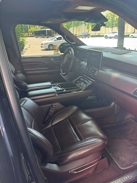 LINCOLN NAVIGATOR Avto mashina yo`l tanlamas