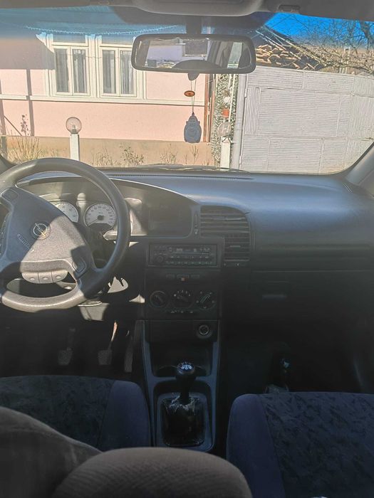 Opel Zafira 2001, motor 2.0 diesel, pentru dezmembrare