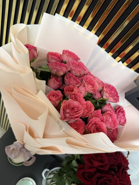 Продам цветы сегодняшние