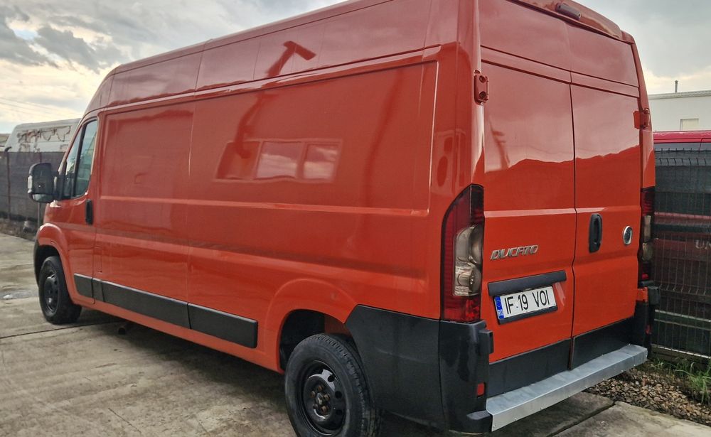 Vând Fiat Ducato  recondiționata recentnt fără rugina ,