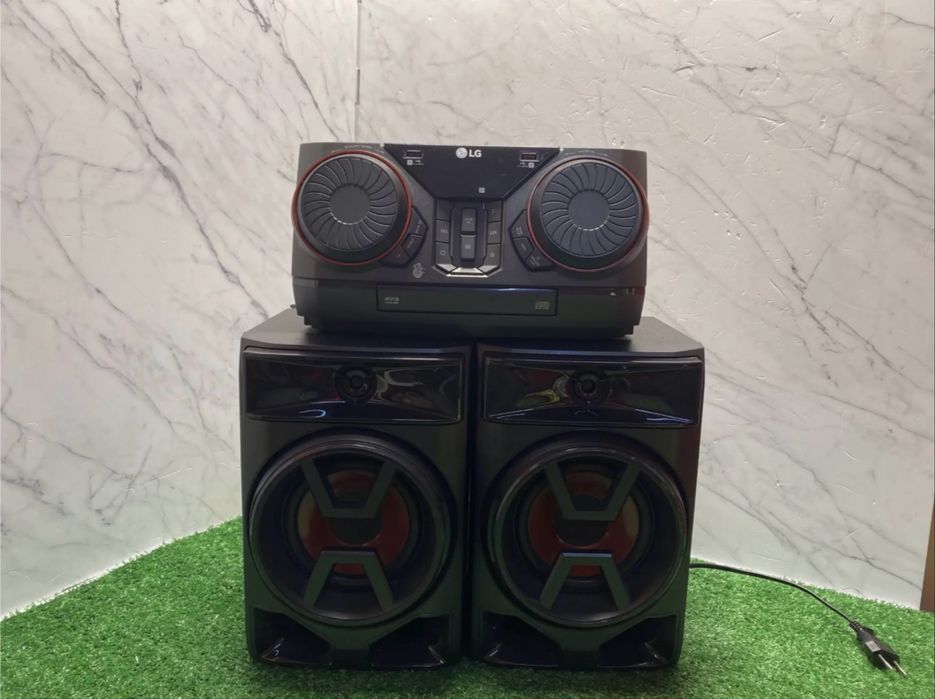 Стереосистема LG CK43