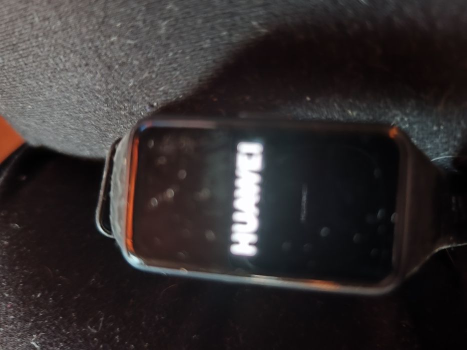 Смарт Гривна Huawei-Цена 30лв.