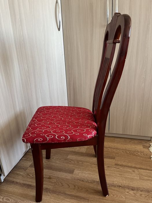 Стул для гостинной