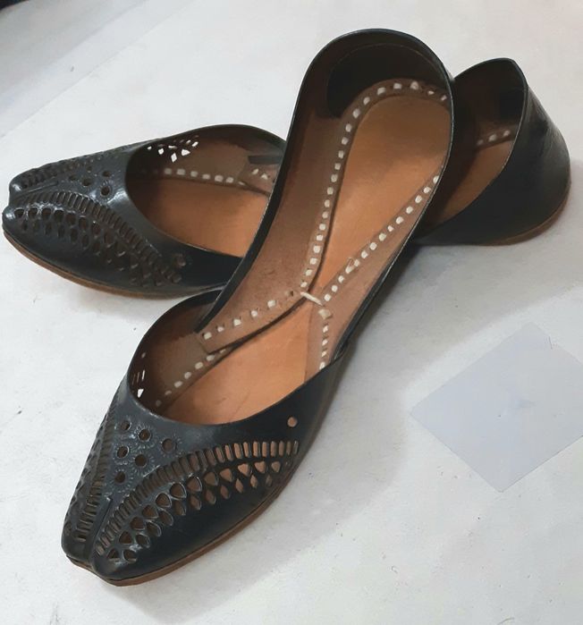 Обувь кожаная Тапочки