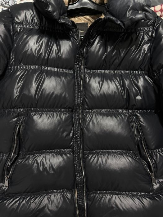 Продам зимний пуховик Massimo Dutti