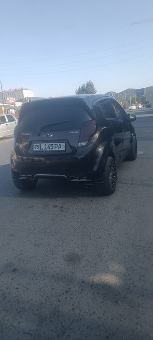 Спарк сотиладихолати Зур метани бор