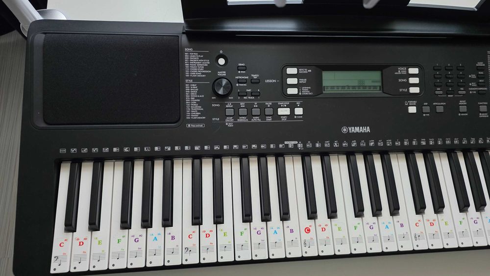 Pianina Yamaha PRS-E373 ( ca noua )