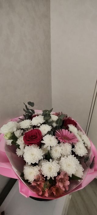 Цветы подарочные