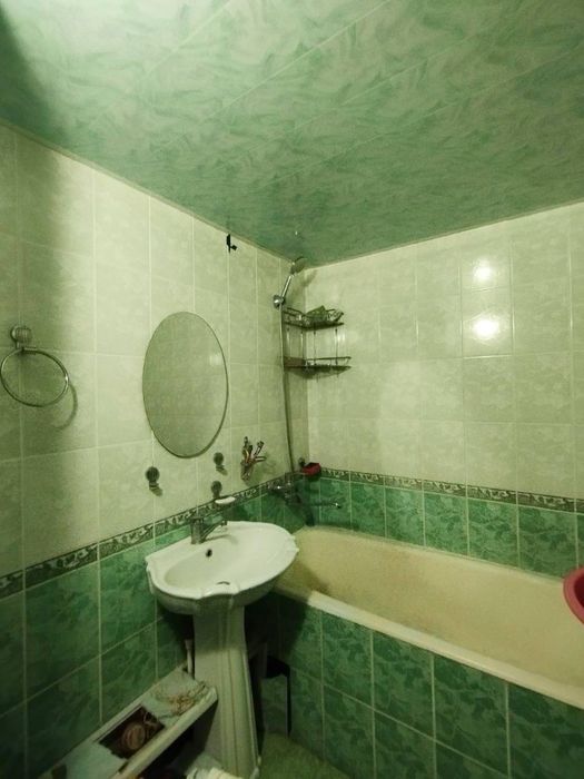 shayhontohur jar ariqda