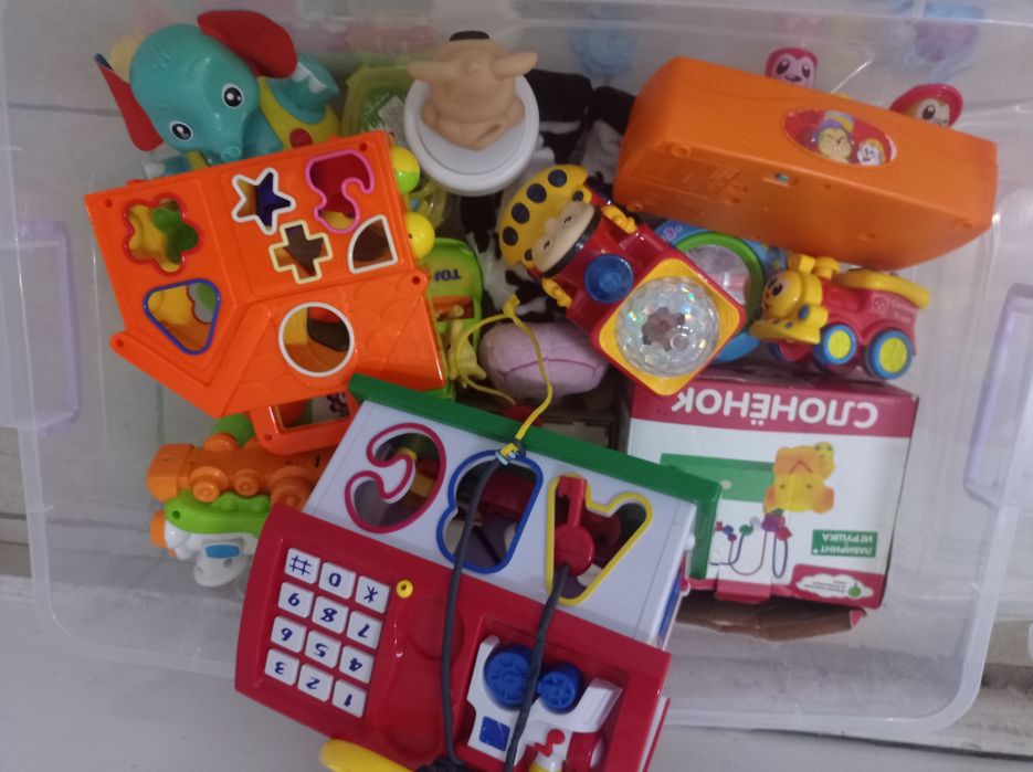 Игрушки для мальчика бу
