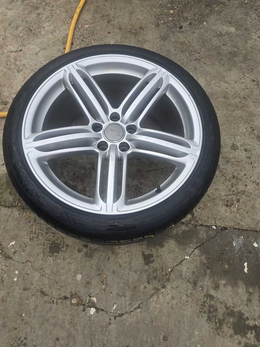 Vand 4 roti cu cauciucuri de vara audi a5
