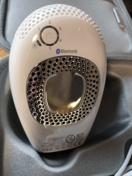 Фотоепилатор Silk'n модел Н3101 с 400К импулса