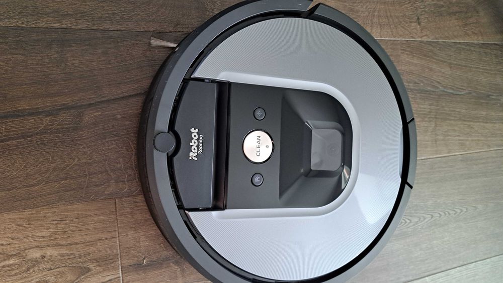 Робот прахосмукачка I Robot Roomba 975