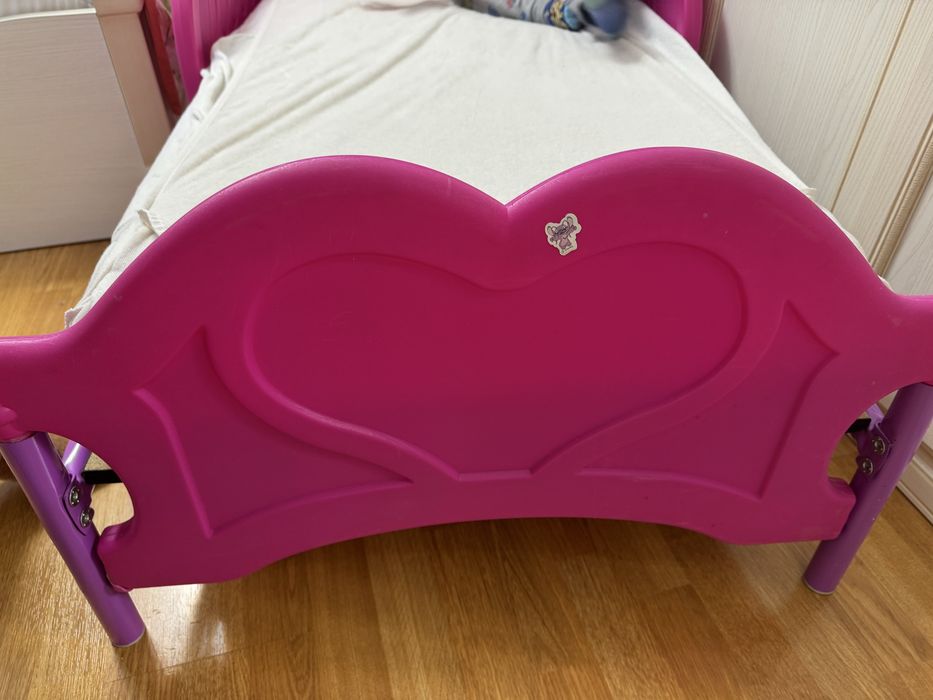 Продам детскую кроватку