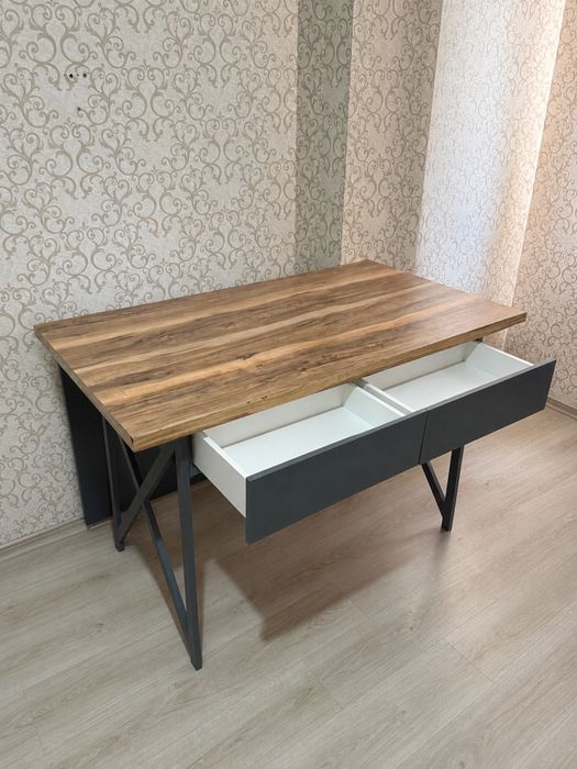 Стол для кухни высокий