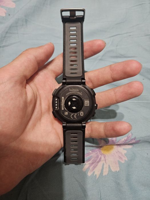 Garmin часы 735XT
