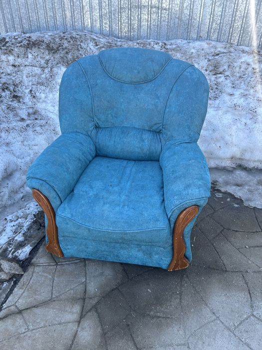 Диван и 2 кресла