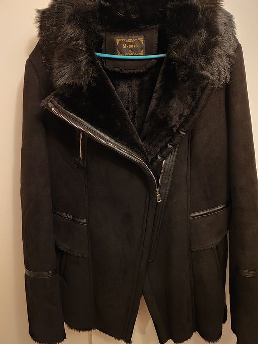 Geaca de blana neagra reducere 24h la 140 lei
