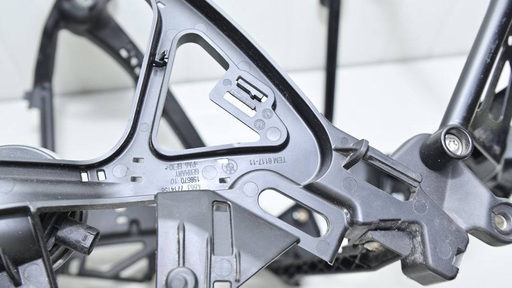BMW K1200S / K1300S 2004 - 2016 Suport Cadru Fata bord Far Claxon