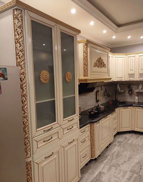 Кухонный гарнитур с техникой