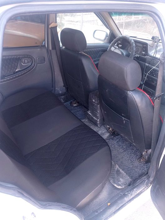 Neksiya 1 sons tramblor luks kanditsaner