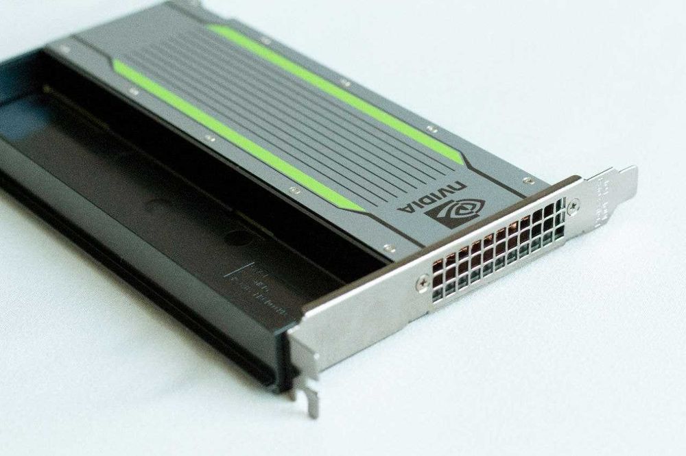 Продам видеокарты NVIDIA Tesla T4 16 GB GDDR6