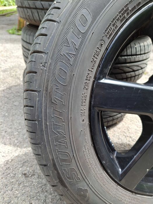 Продавам алуминиеви джанти 15 цола с летни гуми за KIA Hyundai