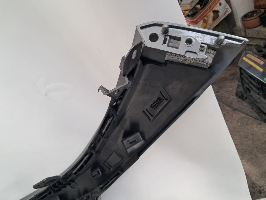 Грил решетка Peugeot 308 2021/2025г