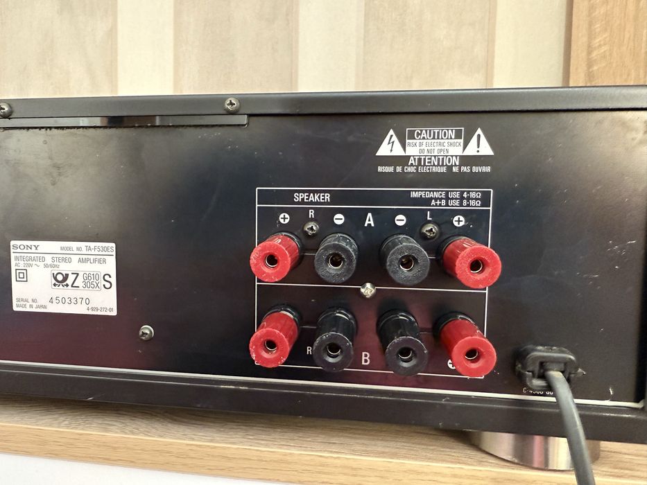 Като нов Sony TA-F530es