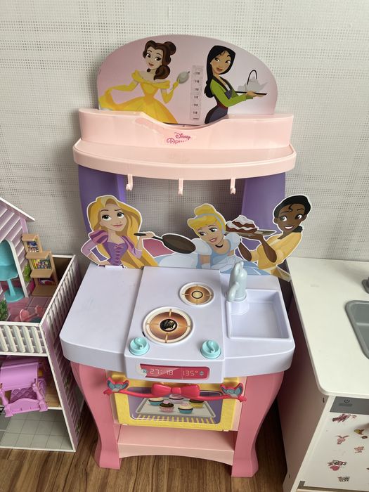 Продам детскую кухню Disney