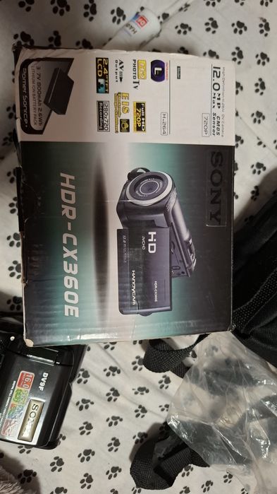 Продаю видеокамеру