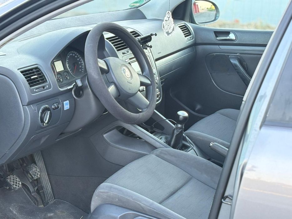 VOLKSWAGEN Golf 2006 — imagine 5