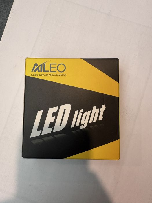 Becuri led H1 noi in cutie